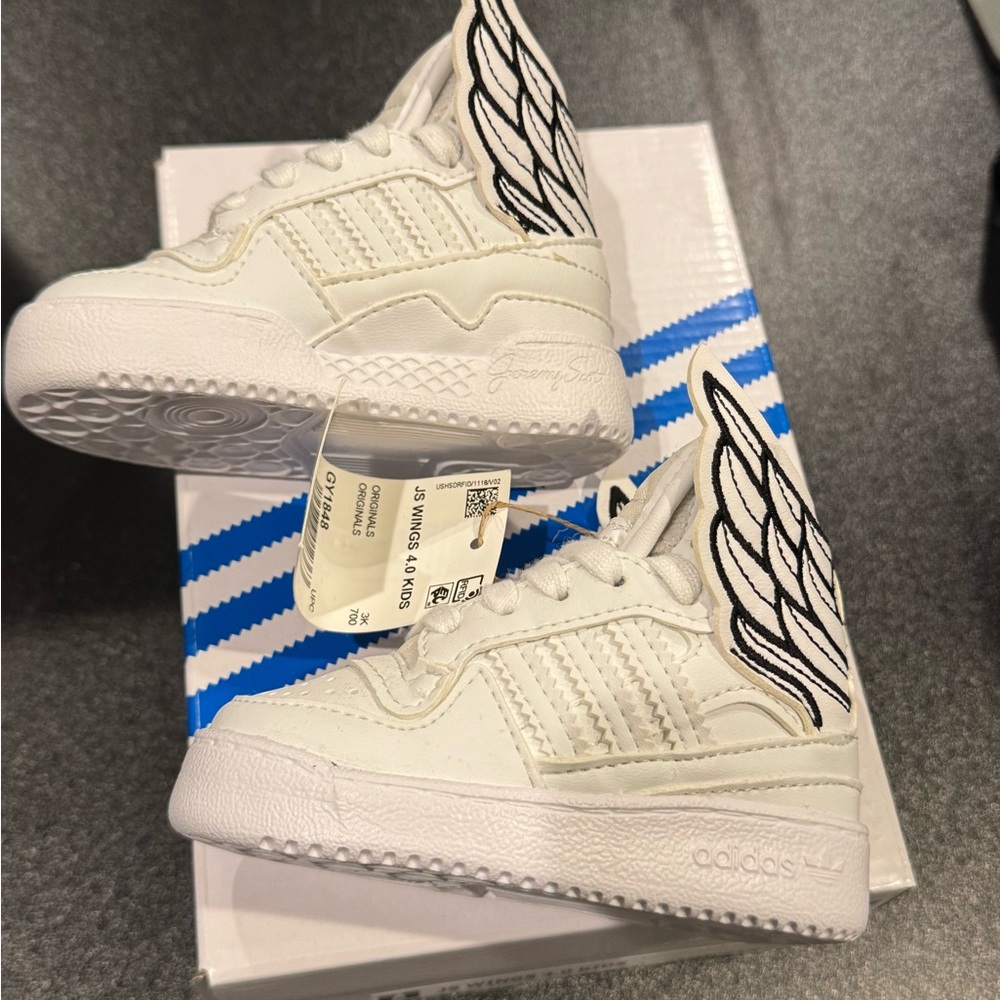 Adidas JS Wings 4.0 - Picture 3 of 3